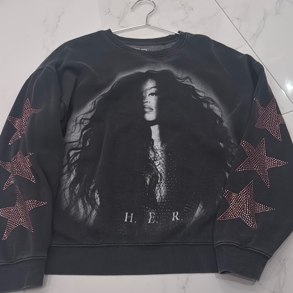 H.E.R crewneck cute design